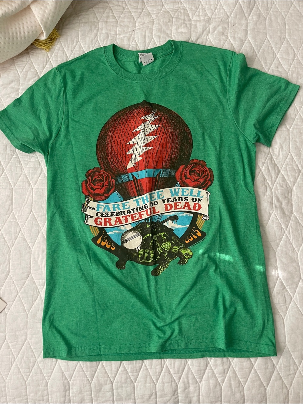 Gildan Green Grateful Dead 'Fare Thee Well' Graphic Tee with Red Accents